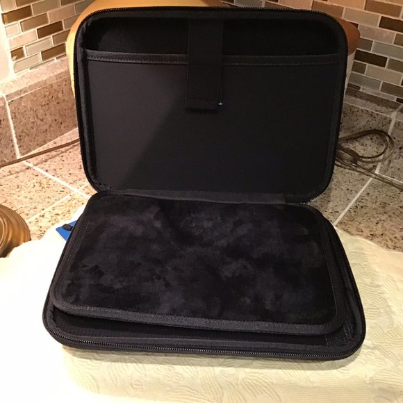 NWT Tomtoc Protect your Digital Gear - Picture 3 of 6